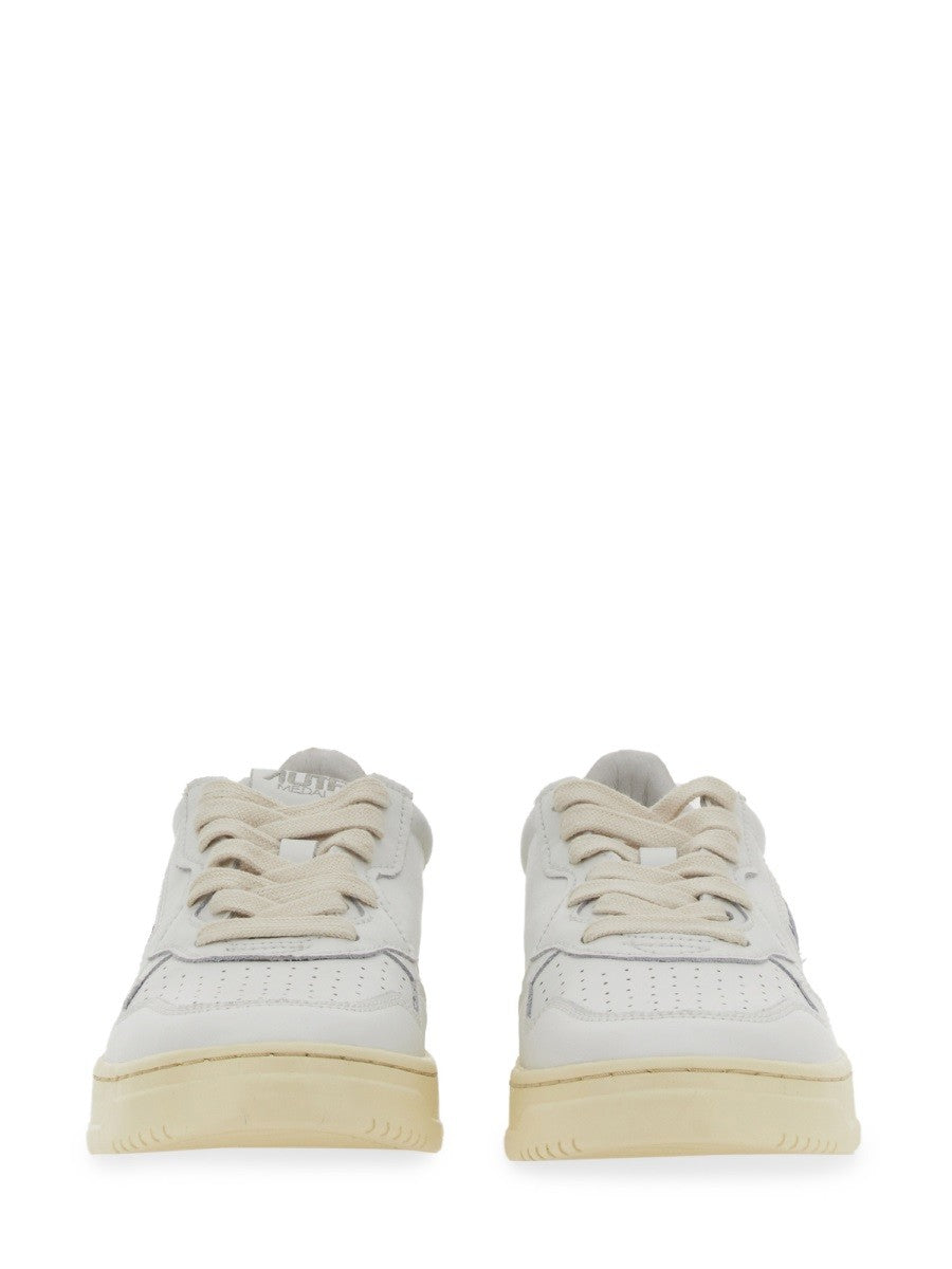 SNEAKER "MEDALIST LOW" 2