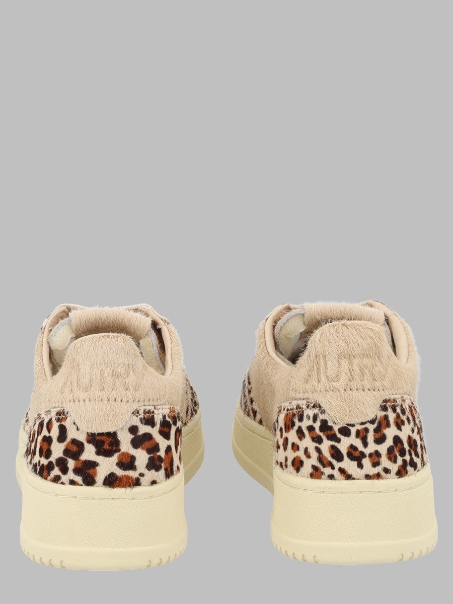 Sneaker "Medalist Low" 2