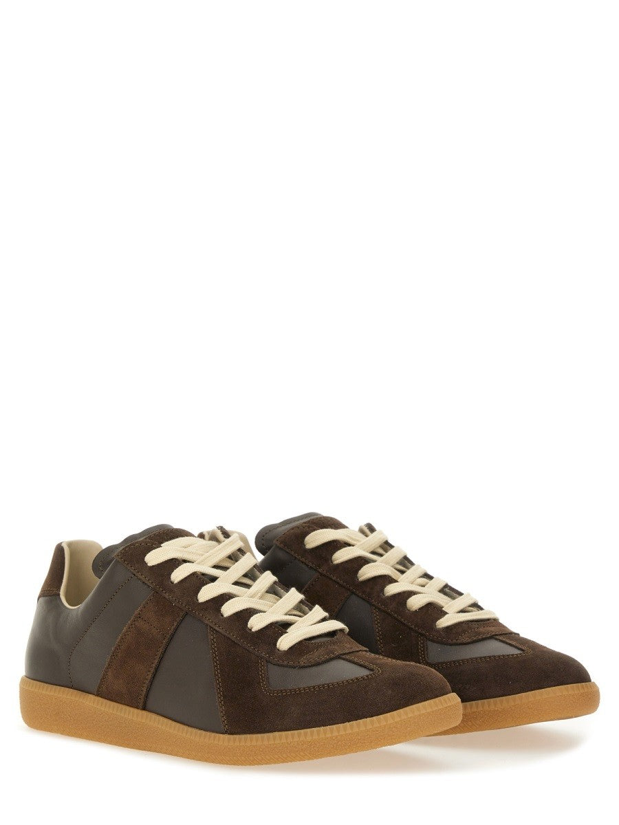 Sneaker "Replica" 3