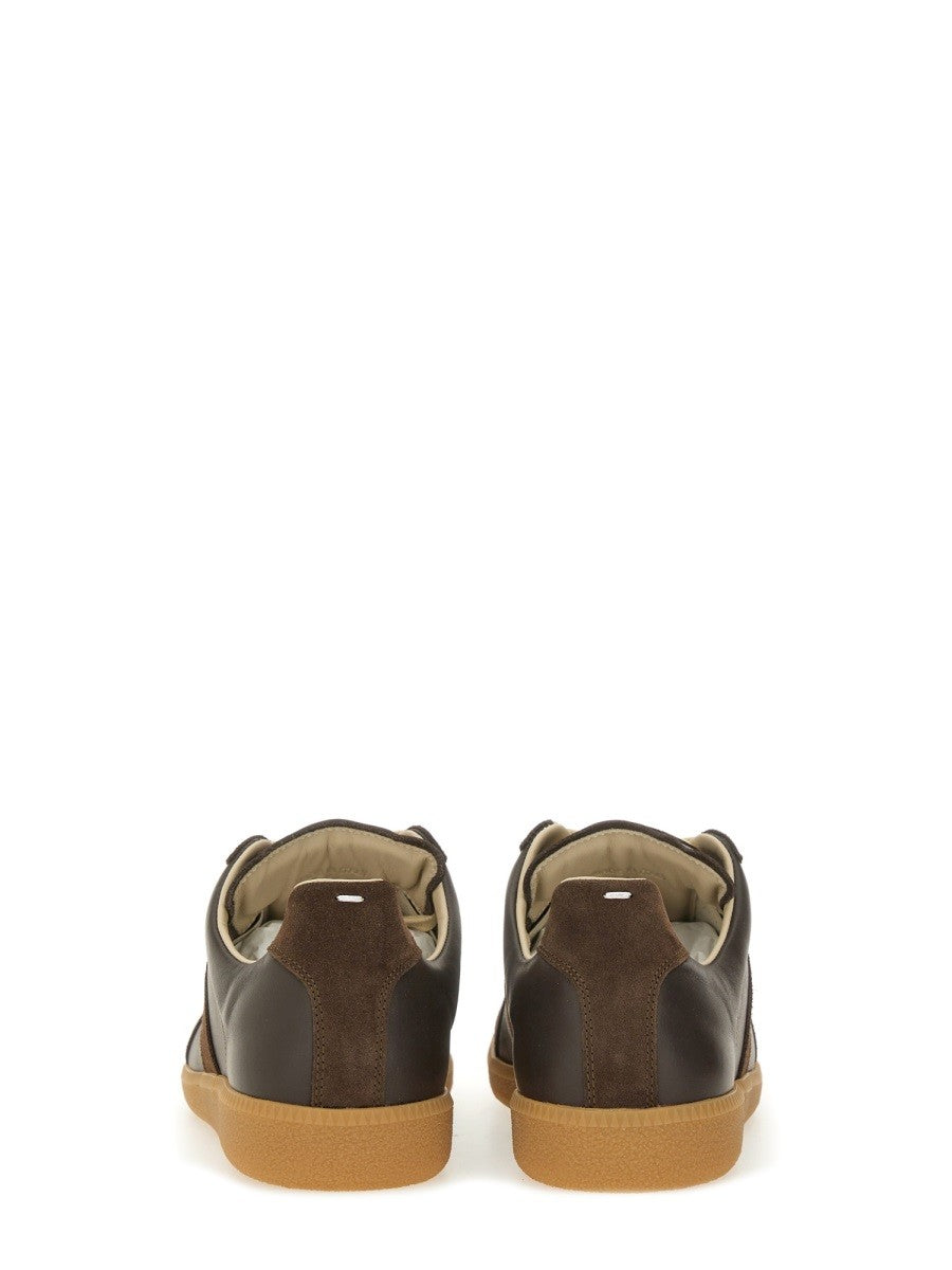 Sneaker "Replica" 4