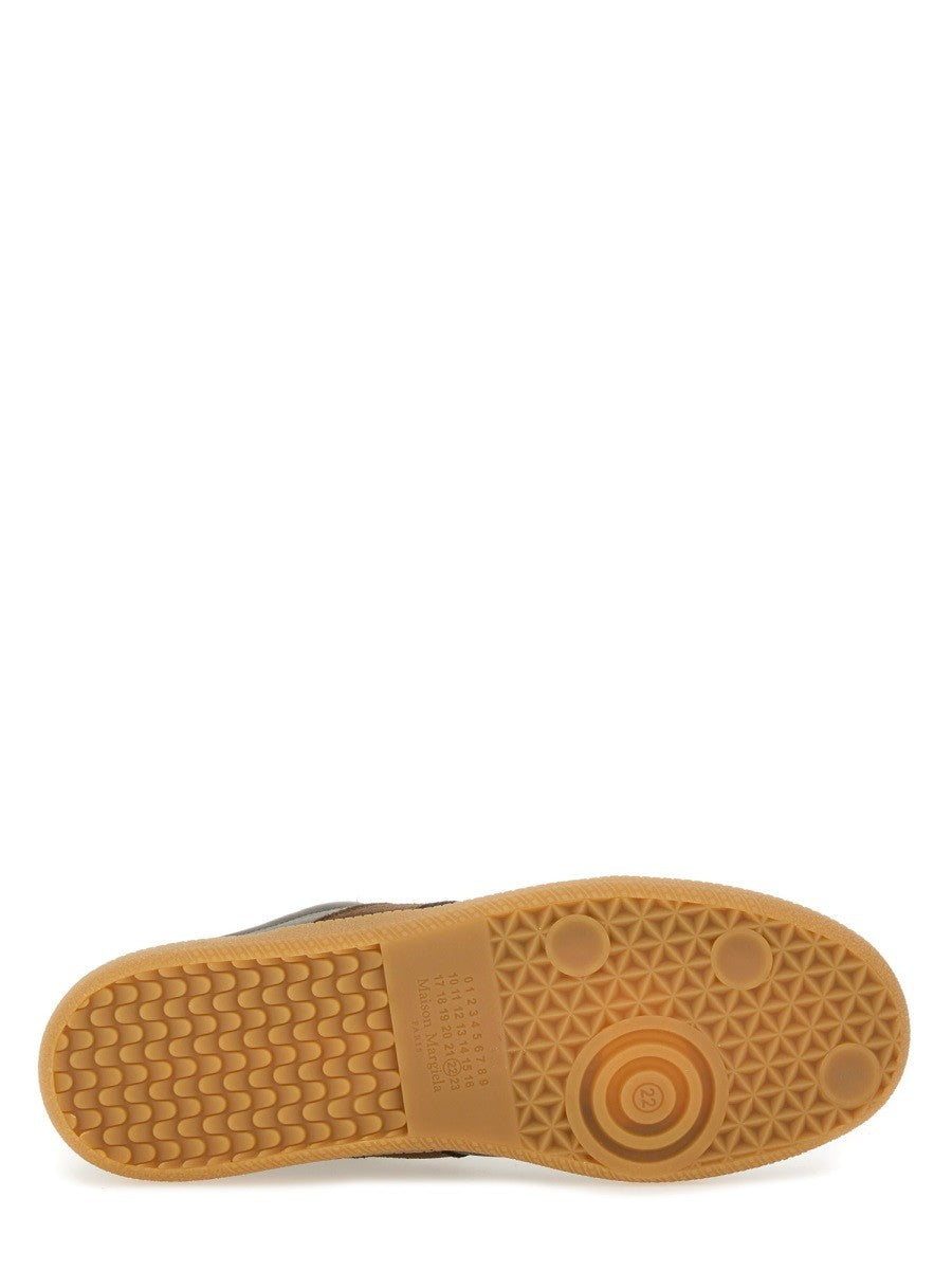 Sneaker "Replica" 6