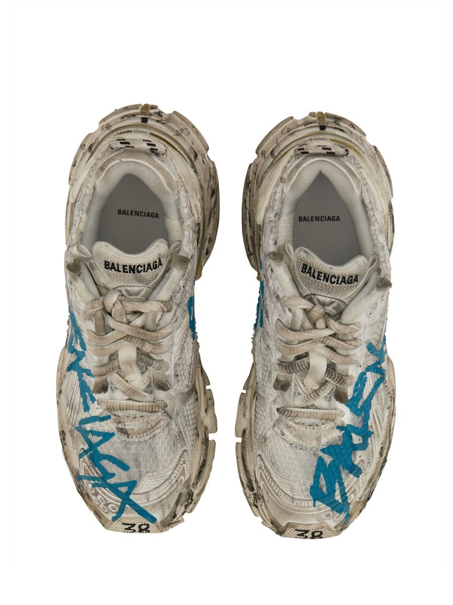SNEAKER RUNNER 2