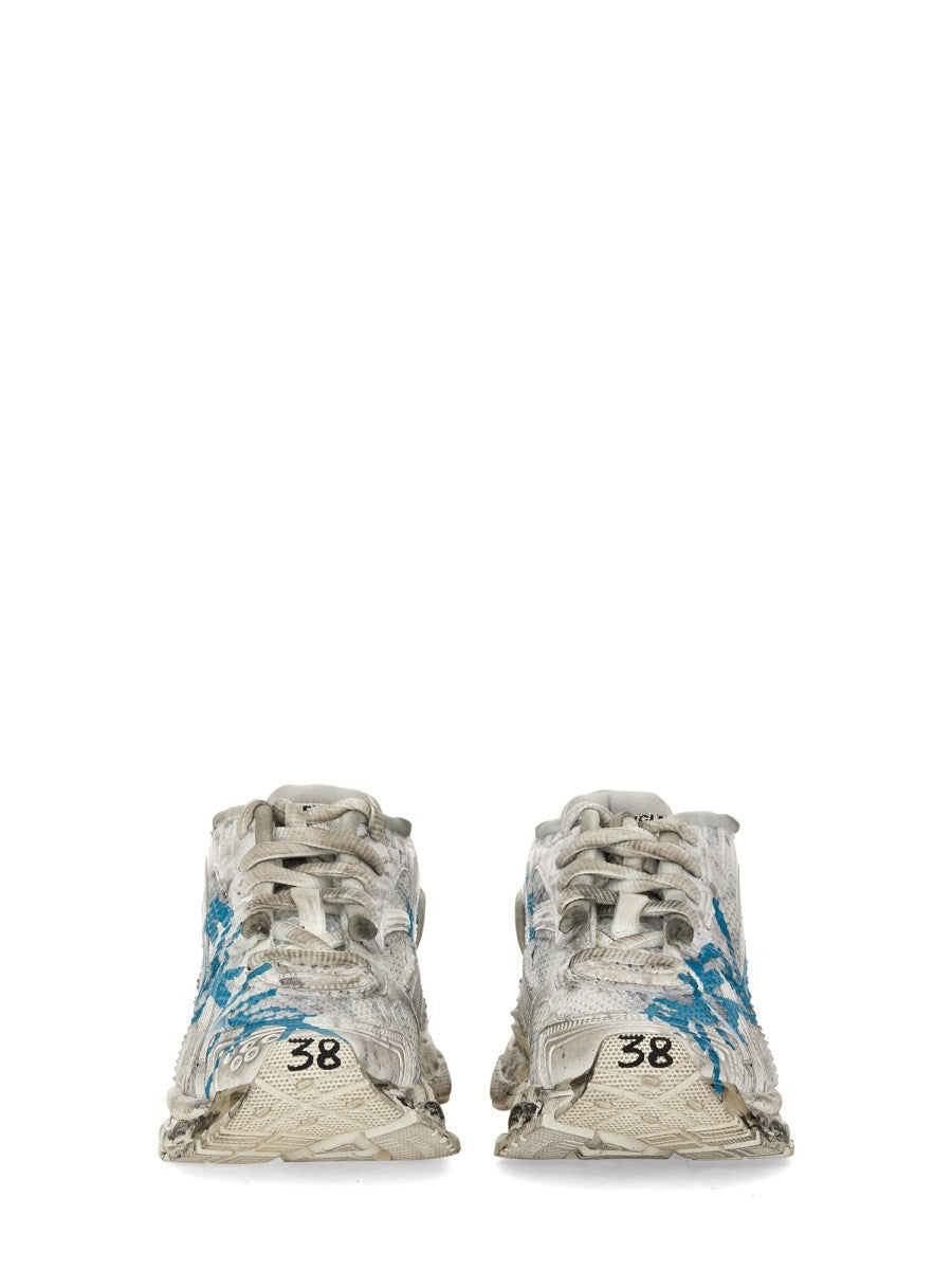 SNEAKER RUNNER 5