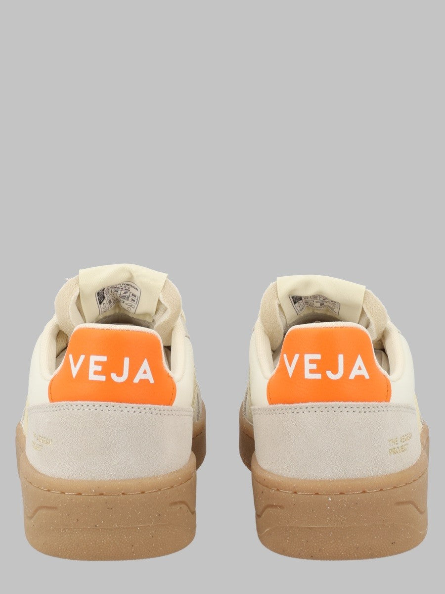 SNEAKER "V-82" 2