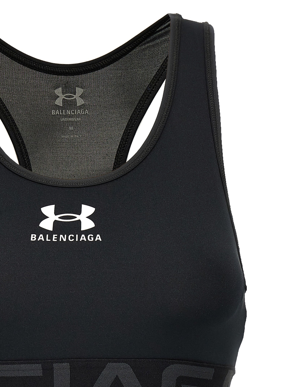 Sports top x Under Armour® 3