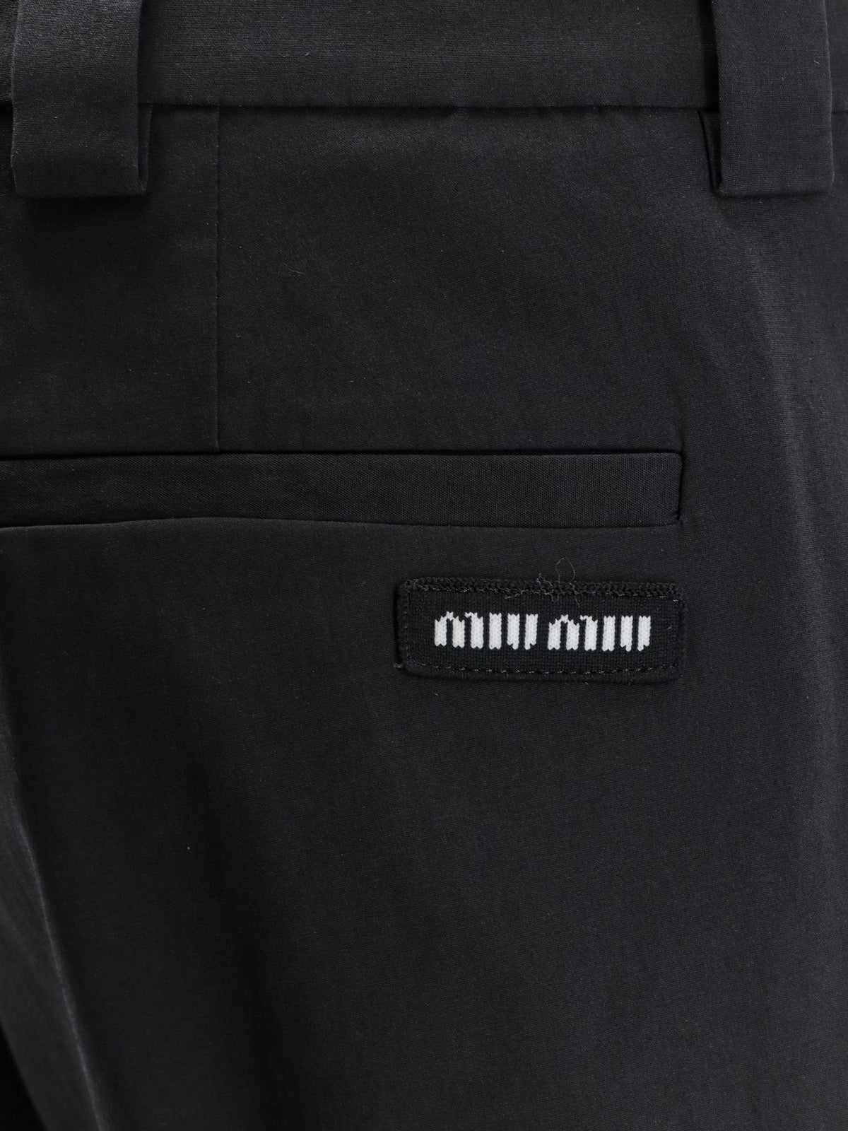 Stretch poplin trousers 3
