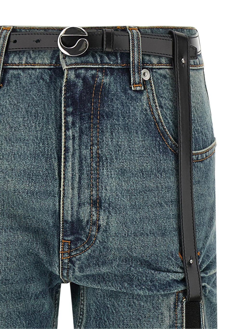 'Suspended' jeans 3