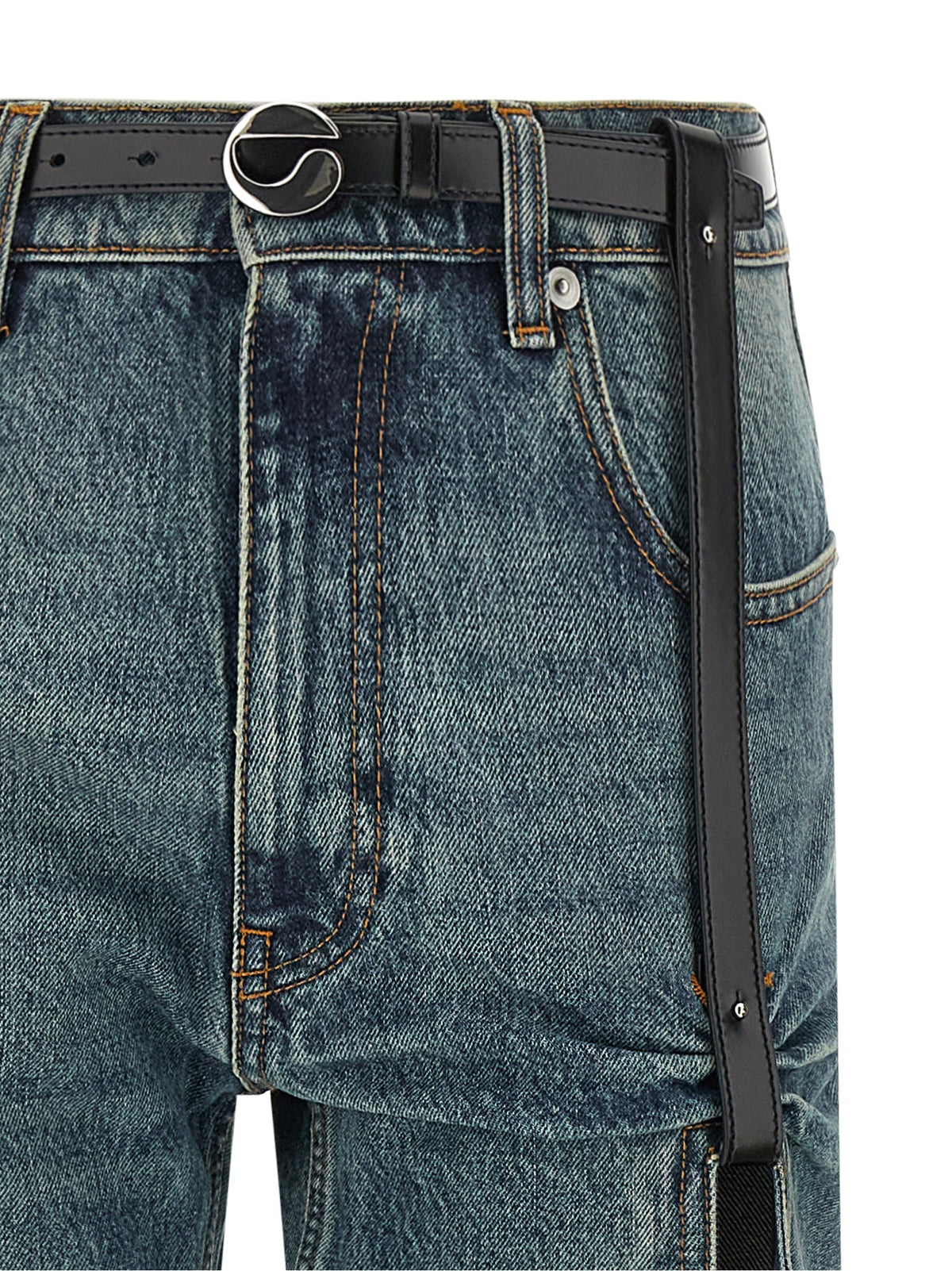 'Suspended' jeans 3