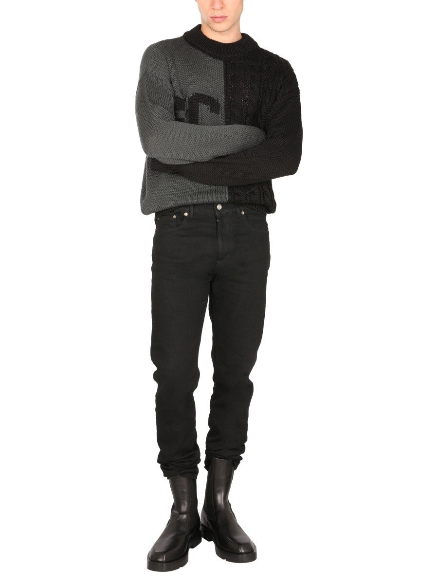 SWEATER WITH LOGO INLAY 2