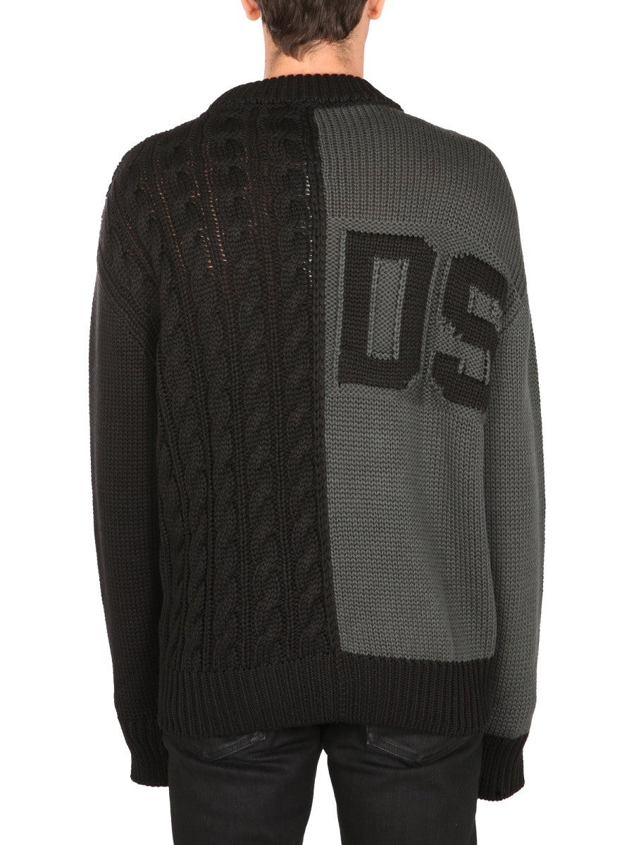 SWEATER WITH LOGO INLAY 3