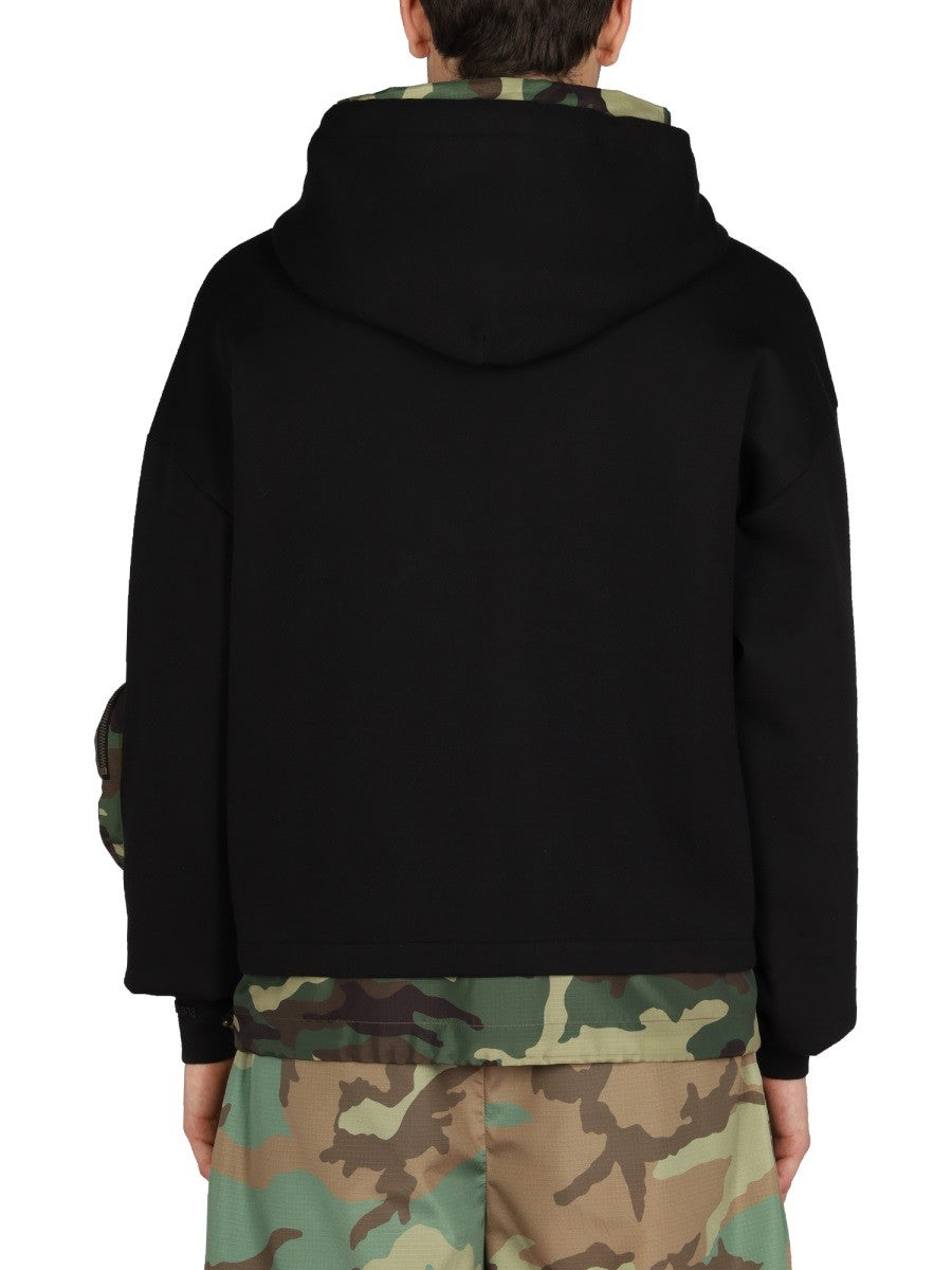 SWEATSHIRT WITH CAMO DETAILS 2