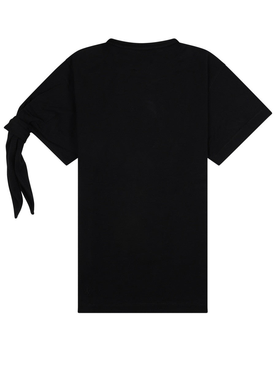 t-shirt con manica annodata 3