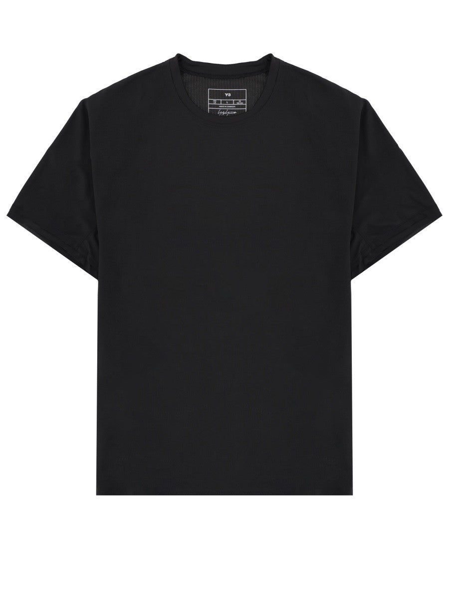 T-SHIRT CON PATCH LOGO