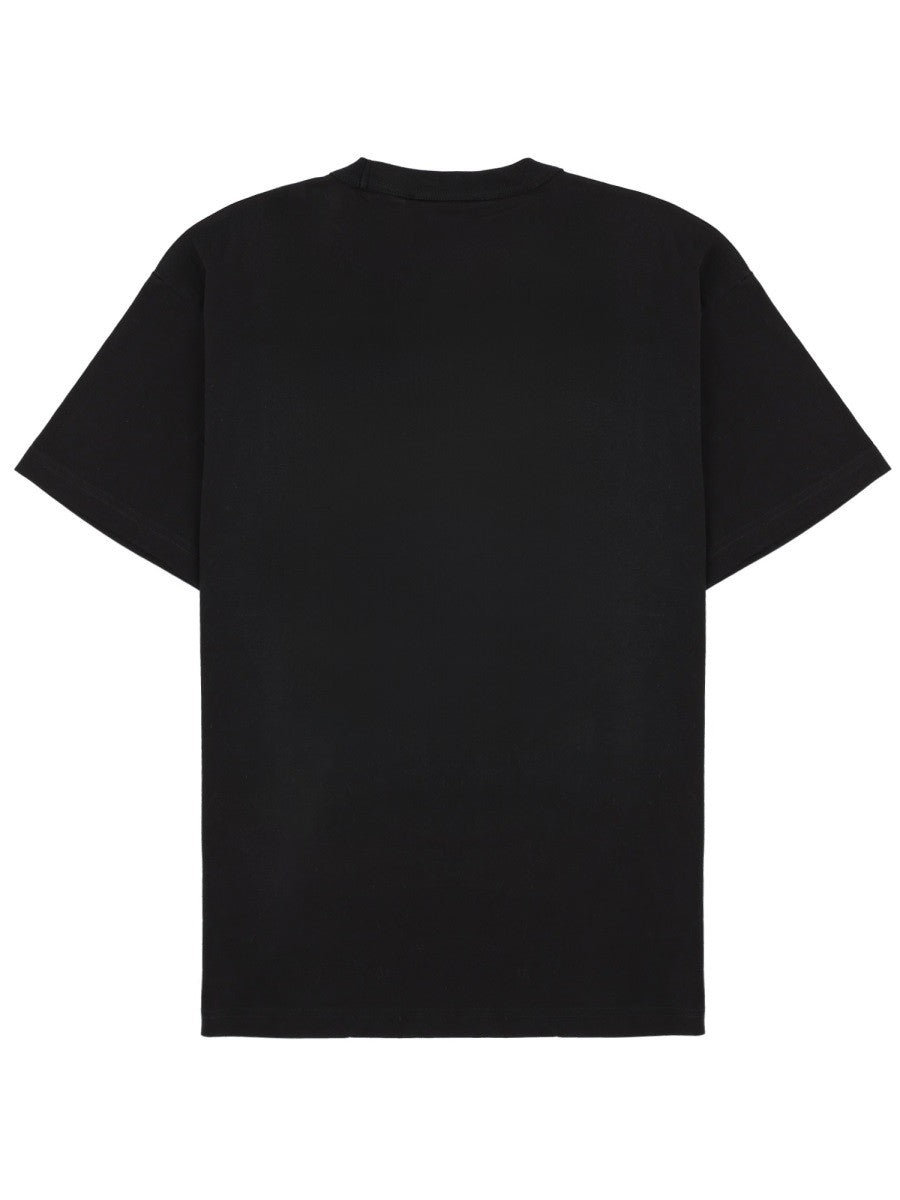 T-SHIRT CON STAMPA 2