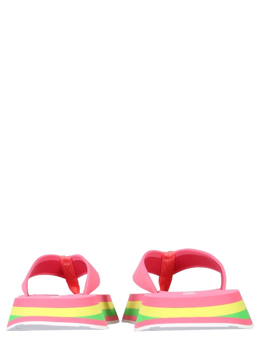 THONG SANDALS 3