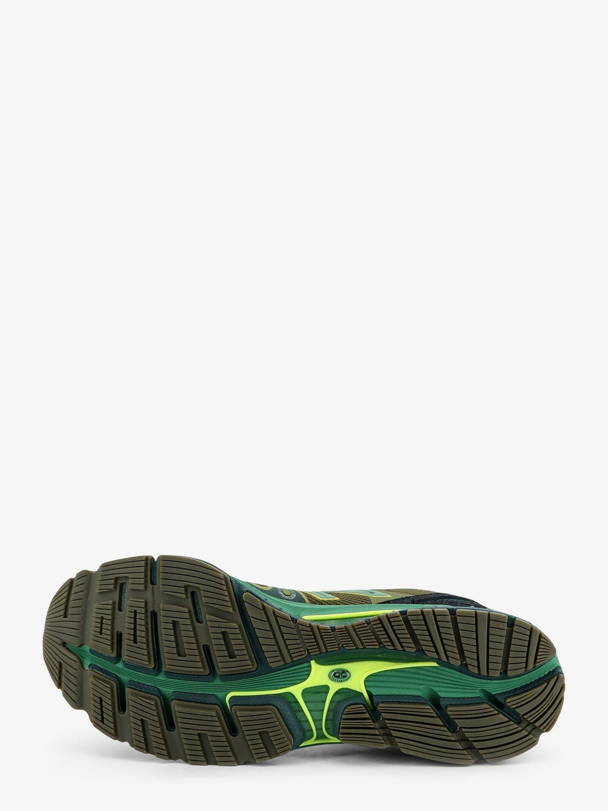 U18907 mesh sneakers with iconic side logo 4