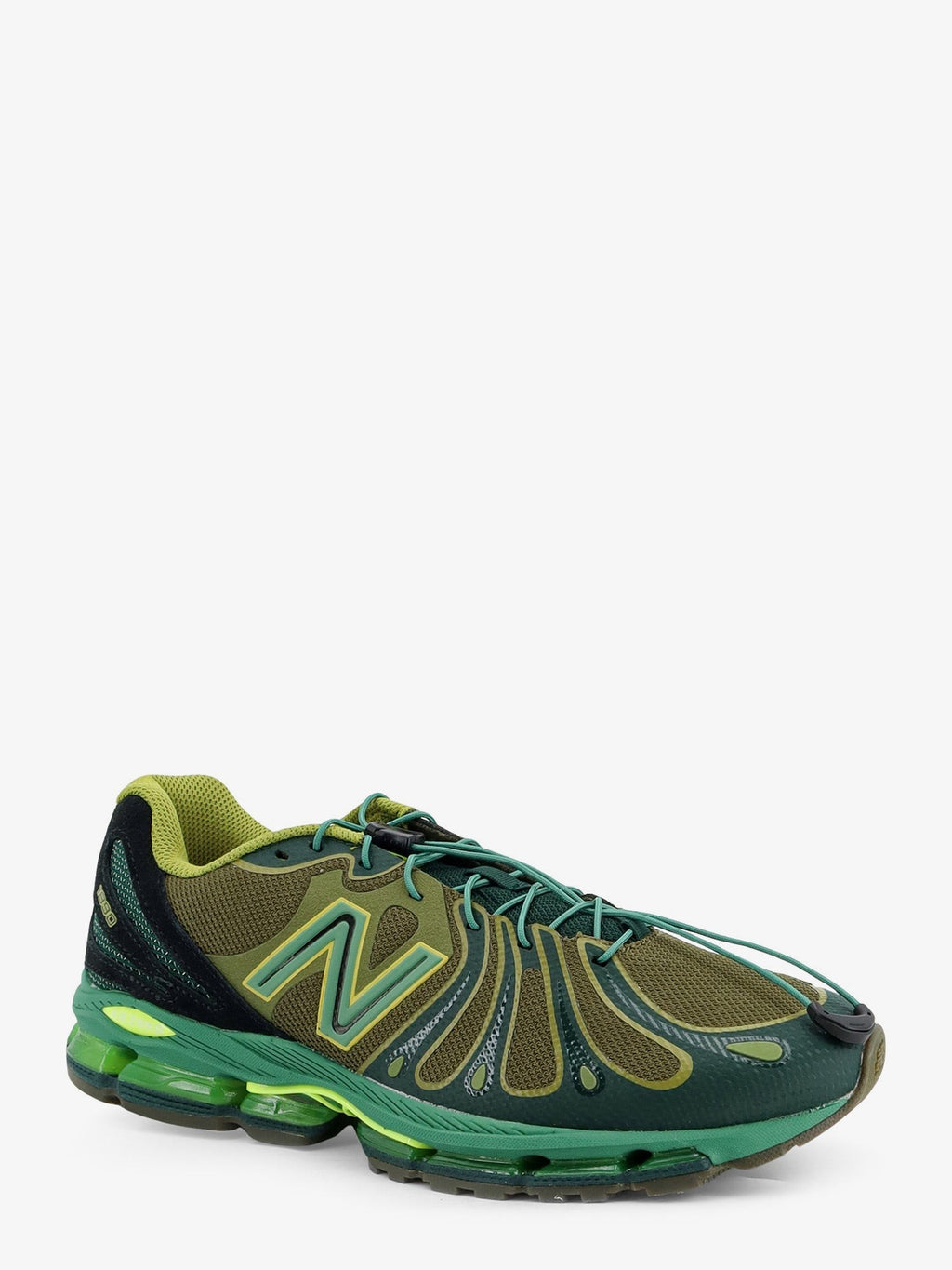 U18907 mesh sneakers with iconic side logo 2