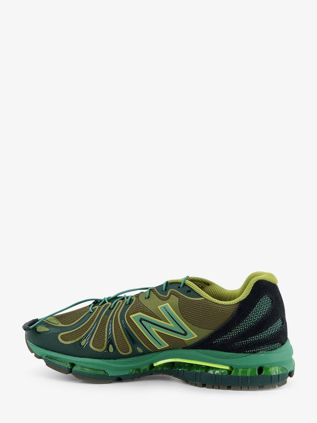 U18907 mesh sneakers with iconic side logo 3