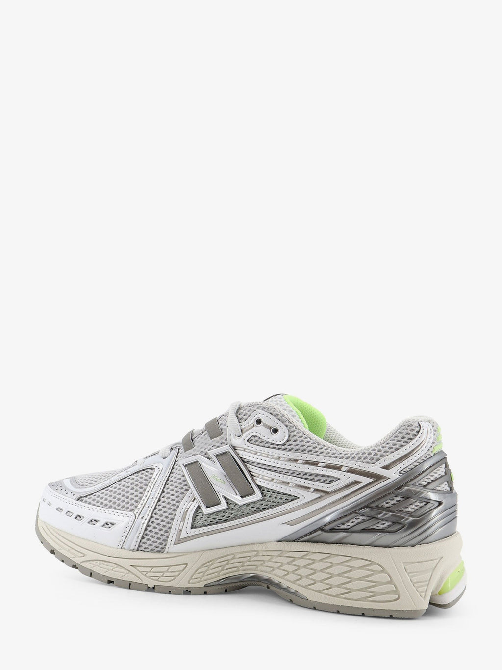 U19063 mesh sneakers with logo on the side 3