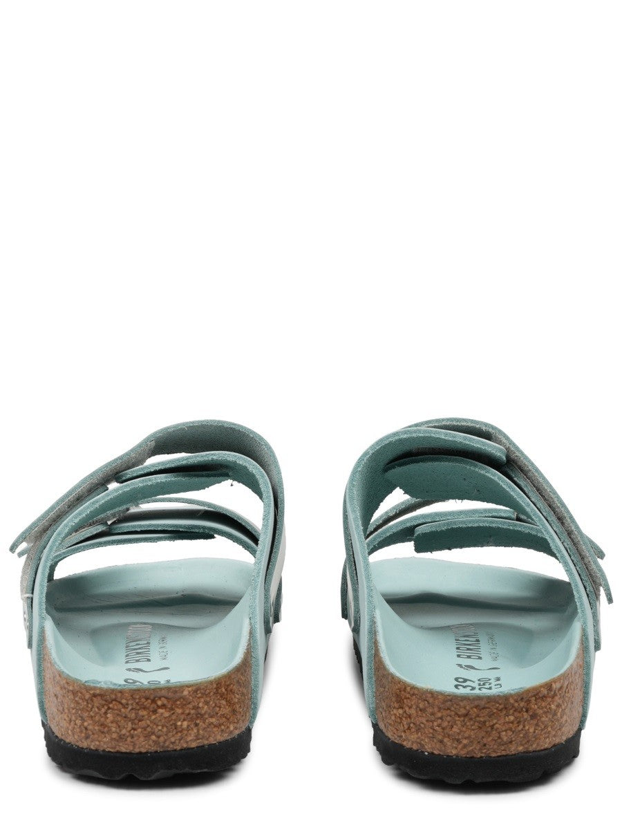 uji sandal 4