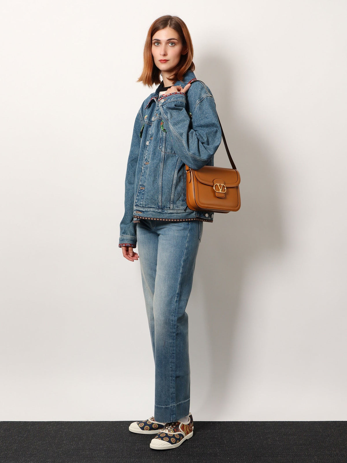 Valentino garavani 9TO5 leather shoulder bag 2