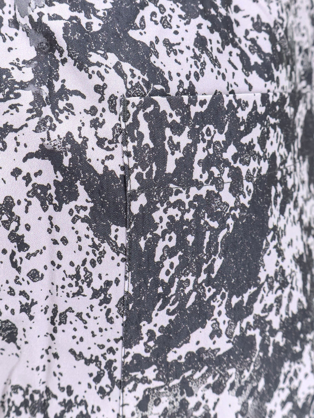 Vapor bermuda shorts with all-over print 3