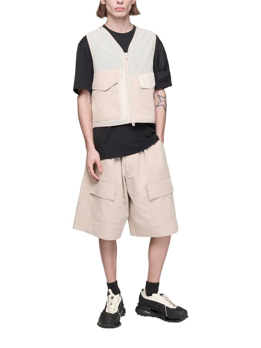 VEST WITH POCKETS 2