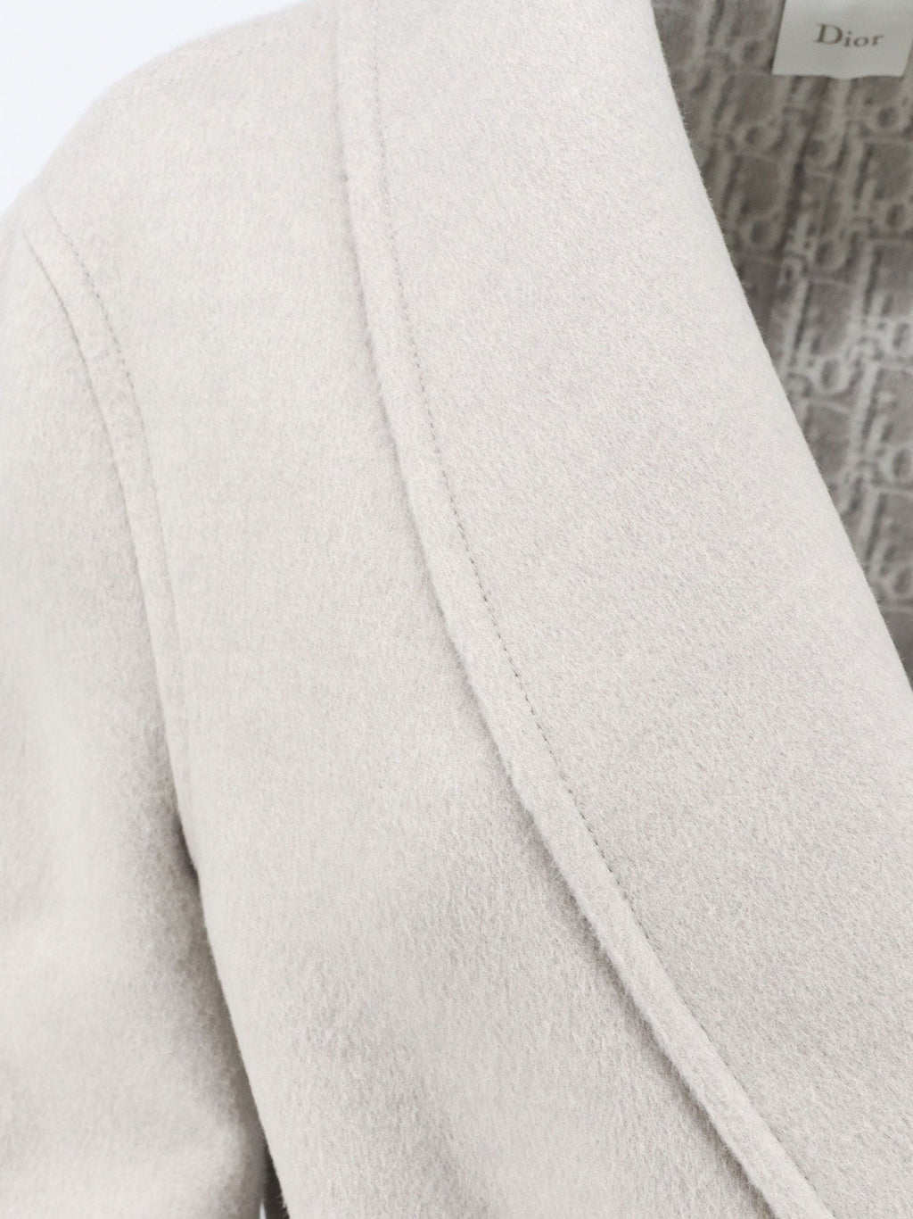 Virgin wool and silk coat with belt 3