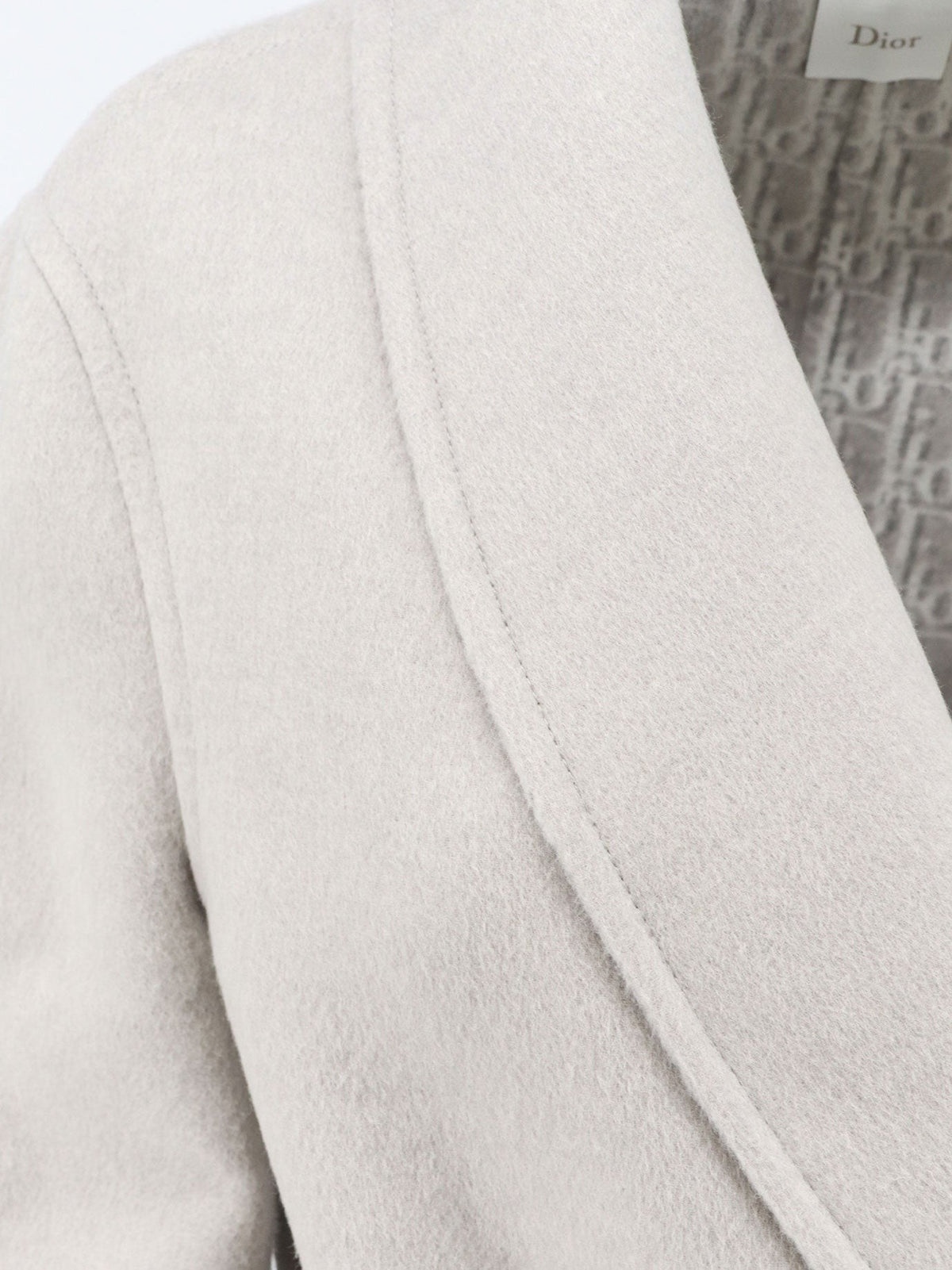 Virgin wool and silk coat with belt 3