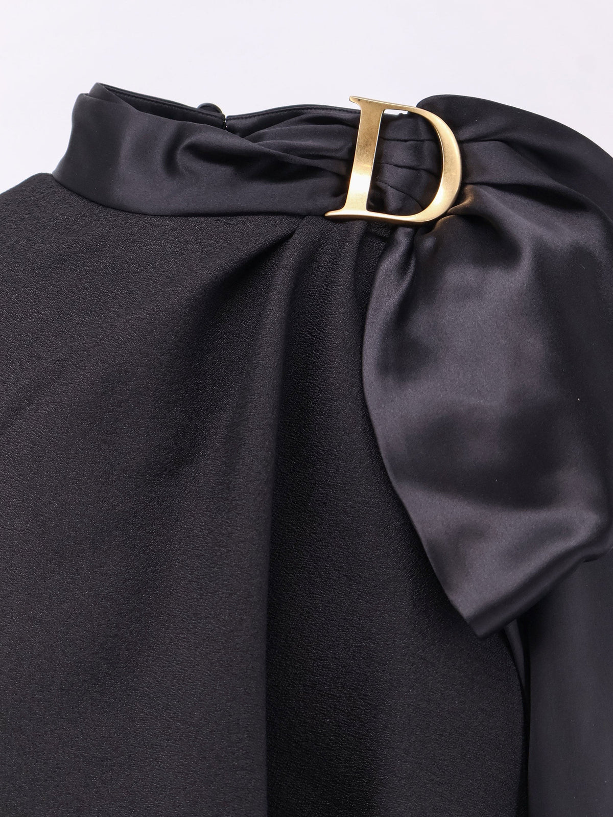 Virgin wool and silk crêpe dress 3