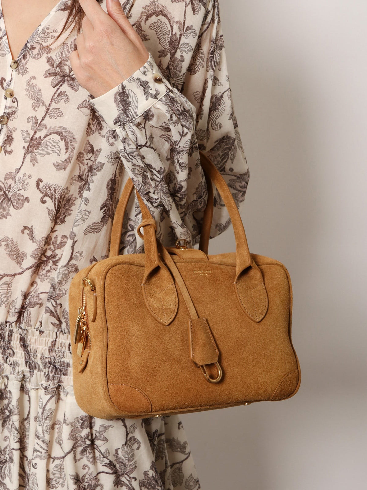 Vita Bag suede crossbody bag 2