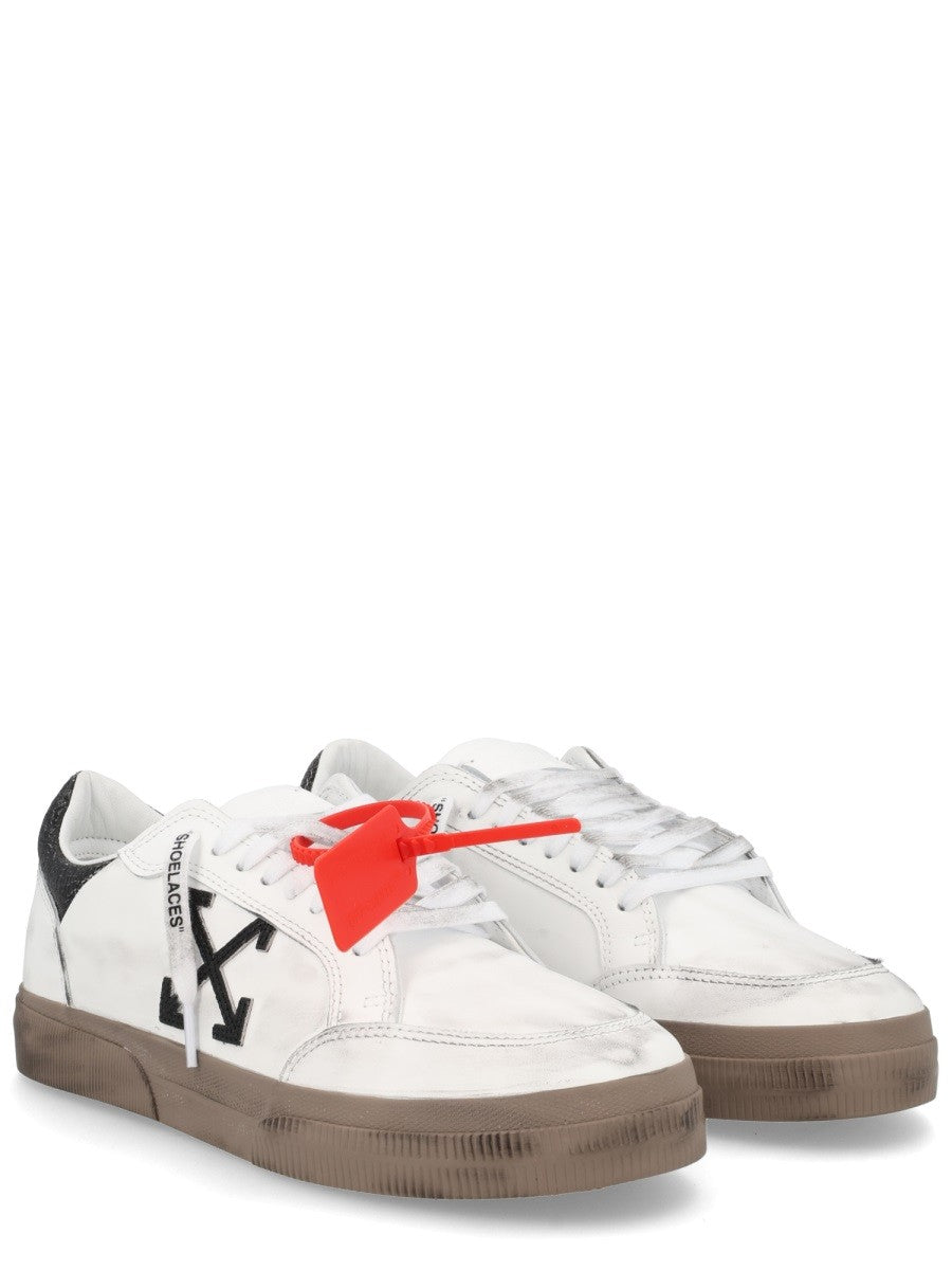 "VULCANIZED" SNEAKER 2