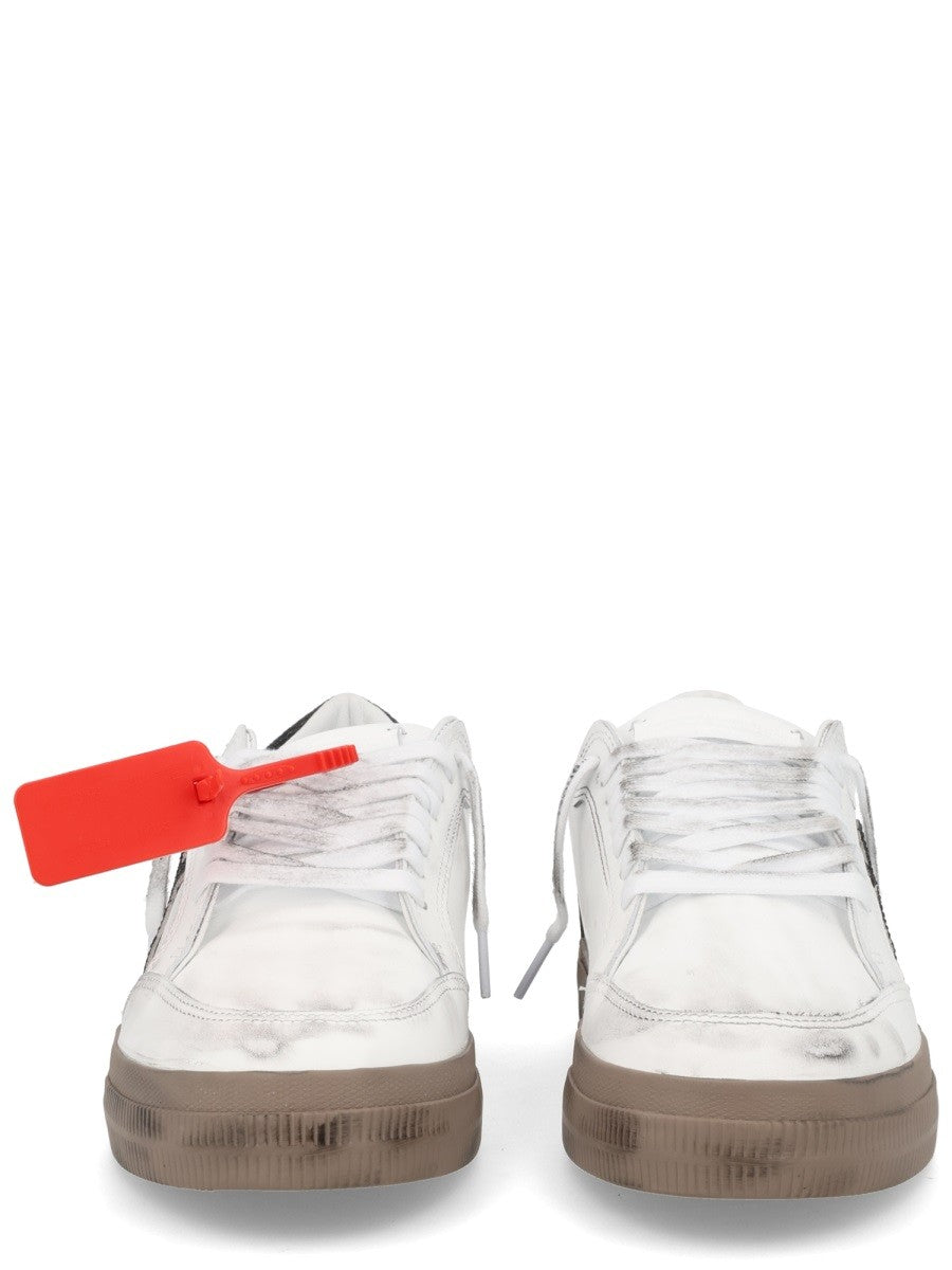 "VULCANIZED" SNEAKER 3