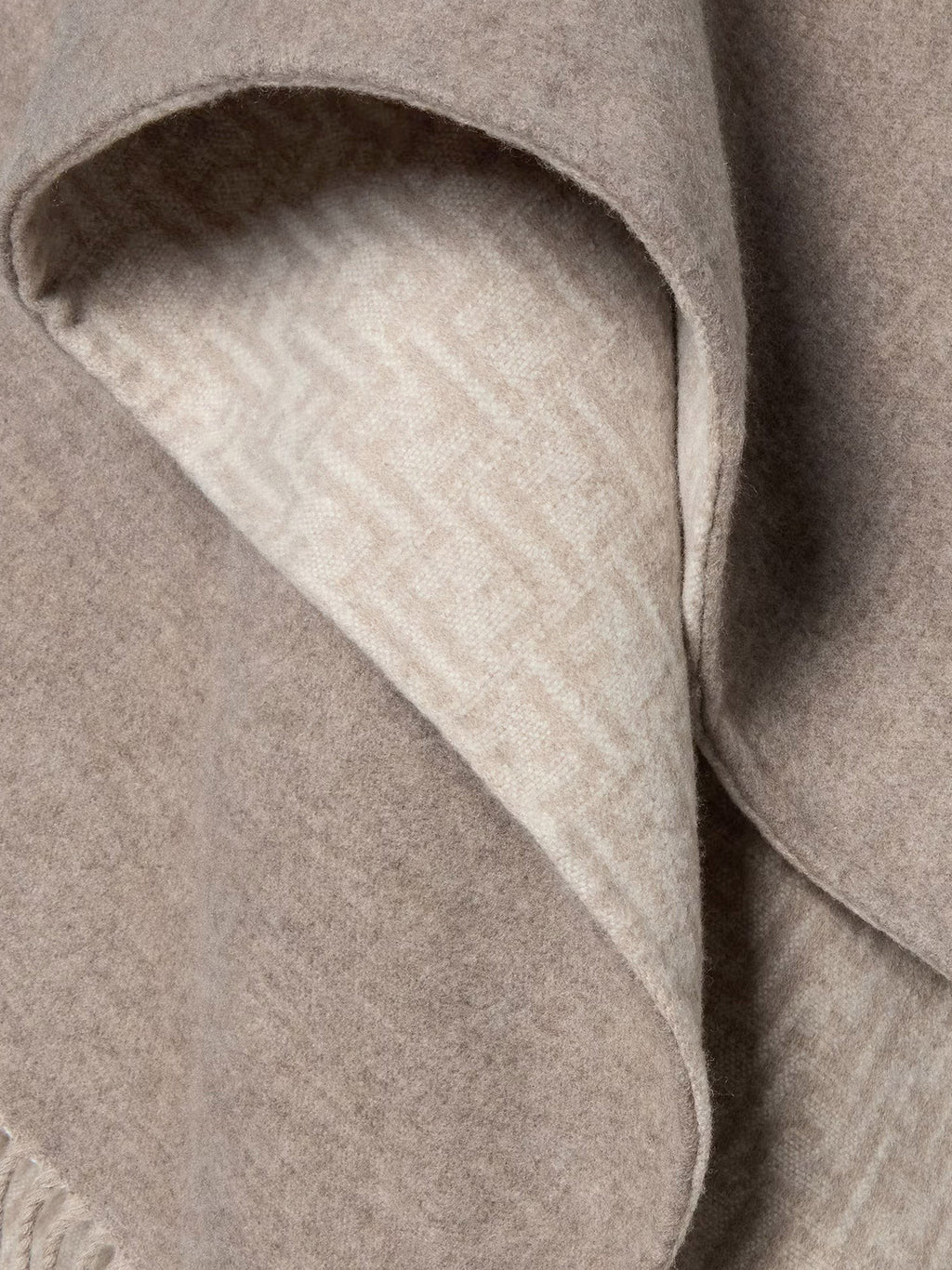 Wool and cashmere cape with FF zucca print 3