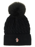 Wool beanie with pon-pon