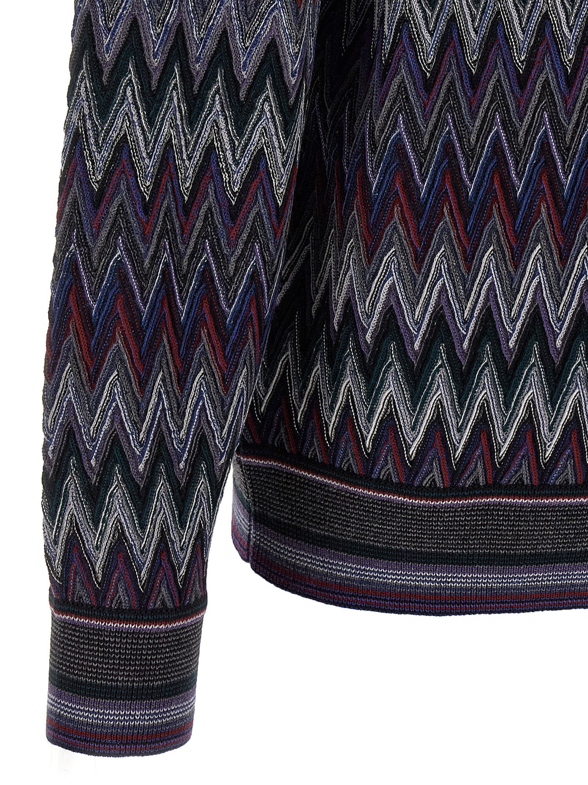 Zigzag pattern sweater 4